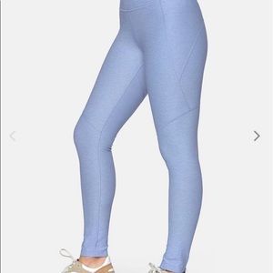 Outdoor Voices 7/8 Warmup Leggings in Lilac